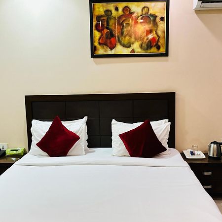 Hotel Hc Grand Νέο Δελχί Εξωτερικό φωτογραφία